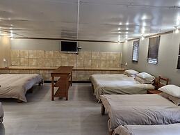 Ibis Place Guest House