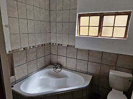 Ibis Place Guest House