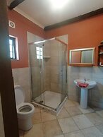 Ibis Place Guest House