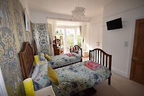 Newberry Beach Lodge