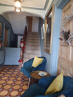 Newberry Beach Lodge