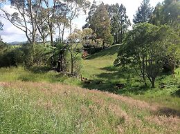 Rolling Hills Country Stay B&B