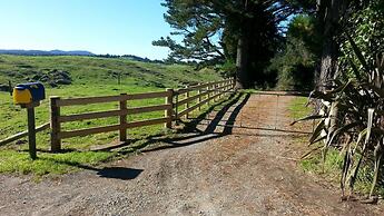 Rolling Hills Country Stay B&B
