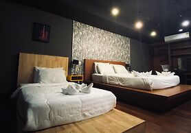 The Loft Room Nimman