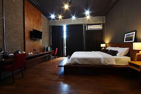 The Loft Room Nimman