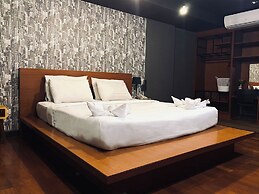 The Loft Room Nimman