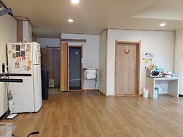 Baozen Guesthouse - Hostel