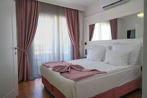 Nun Hotel Lara