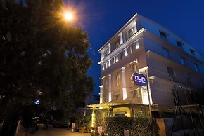 Nun Hotel Lara
