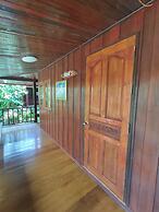 Baansuanlynjee Maeklong Resort