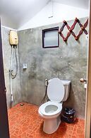 Baansuanlynjee Maeklong Resort