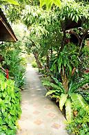 Baansuanlynjee Maeklong Resort