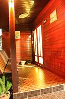 Baansuanlynjee Maeklong Resort