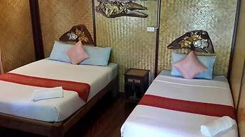 Baansuanlynjee Maeklong Resort