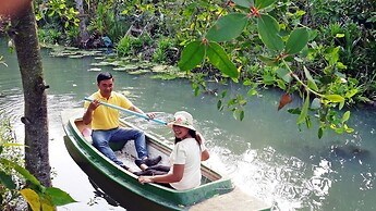 Baansuanlynjee Maeklong Resort
