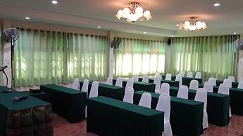 Baansuanlynjee Maeklong Resort