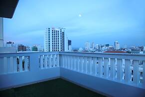 Lavender Danang Hotel