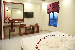 Lavender Danang Hotel