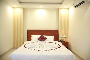 Lavender Danang Hotel
