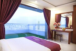 Lavender Danang Hotel