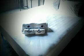 Rider Bedroom Hostel & Cafe