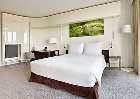 Radisson Blu Hotel & Convention Centre, Kigali
