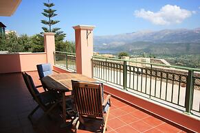 Lagoon View Apartments - Adults Only