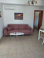 Lagoon View Apartments - Adults Only