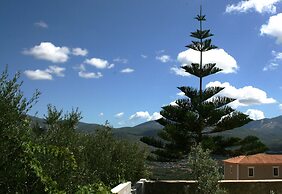 Lagoon View Apartments - Adults Only