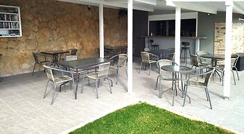 Lagoon View Apartments - Adults Only