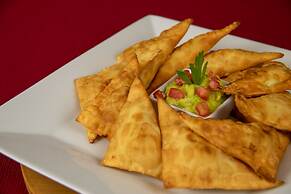 YOURS HOTEL LIFESTYLE