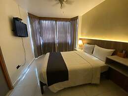 YOURS HOTEL LIFESTYLE