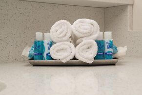 Encore Suites by Service Plus Inns