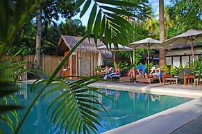 Last Frontier Beach Resort - Adults Only