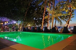 Last Frontier Beach Resort - Adults Only