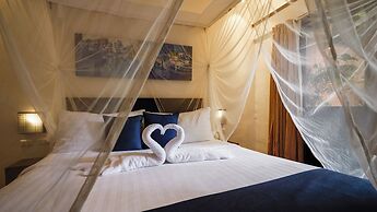 Last Frontier Beach Resort - Adults Only