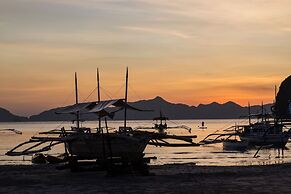 Last Frontier Beach Resort - Adults Only