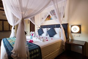 Last Frontier Beach Resort - Adults Only