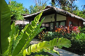 Last Frontier Beach Resort - Adults Only