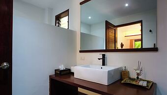 Last Frontier Beach Resort - Adults Only