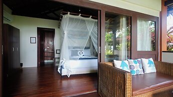 Last Frontier Beach Resort - Adults Only