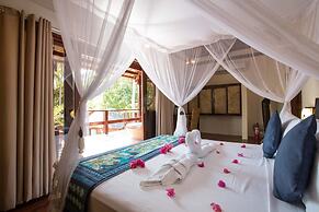 Last Frontier Beach Resort - Adults Only