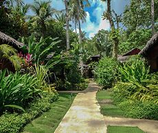 Last Frontier Beach Resort - Adults Only