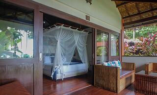 Last Frontier Beach Resort - Adults Only