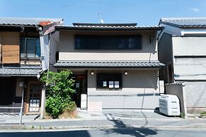 MUSUBI KYOTO Karasuma Nanajo Kyoto