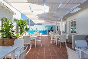 Castello Bianco Aparthotel