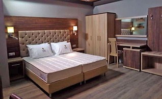 Castello Bianco Aparthotel