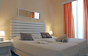 Castello Bianco Aparthotel