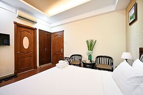 Nicecy Hotel - Bui Thi Xuan Street