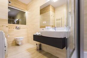 InPoint Centrum Apartments between Market Square and Jewish Quarter